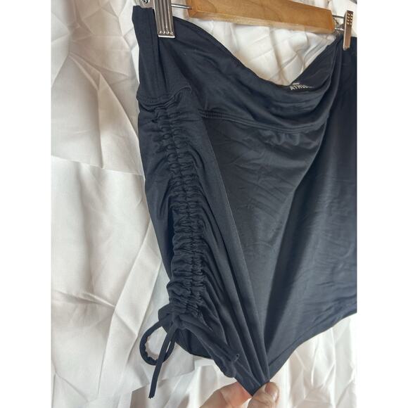 Athleta Women's Wick It Wader swim Skirt cover up cinched sides Size Medium - Picture 4 of 6